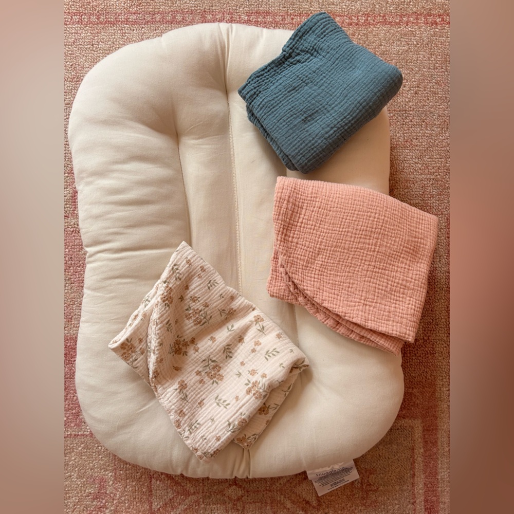 SnuggleMe Organic Lounger w/ 3 covers